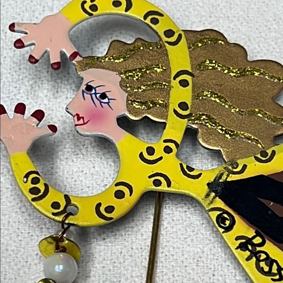 Karen Rossi Flying Girl Brooch with Yellow w/ Gold Accents Vintage - Picture 2 of 6